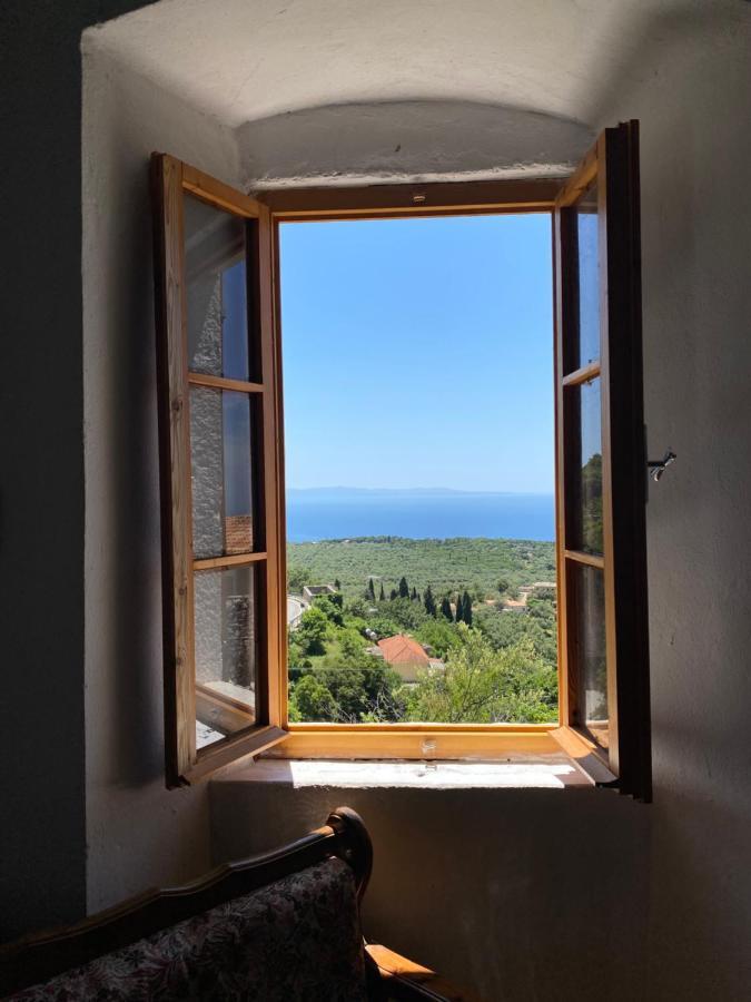 Shotgun Hostel & Guesthouse Vuno Екстер'єр фото