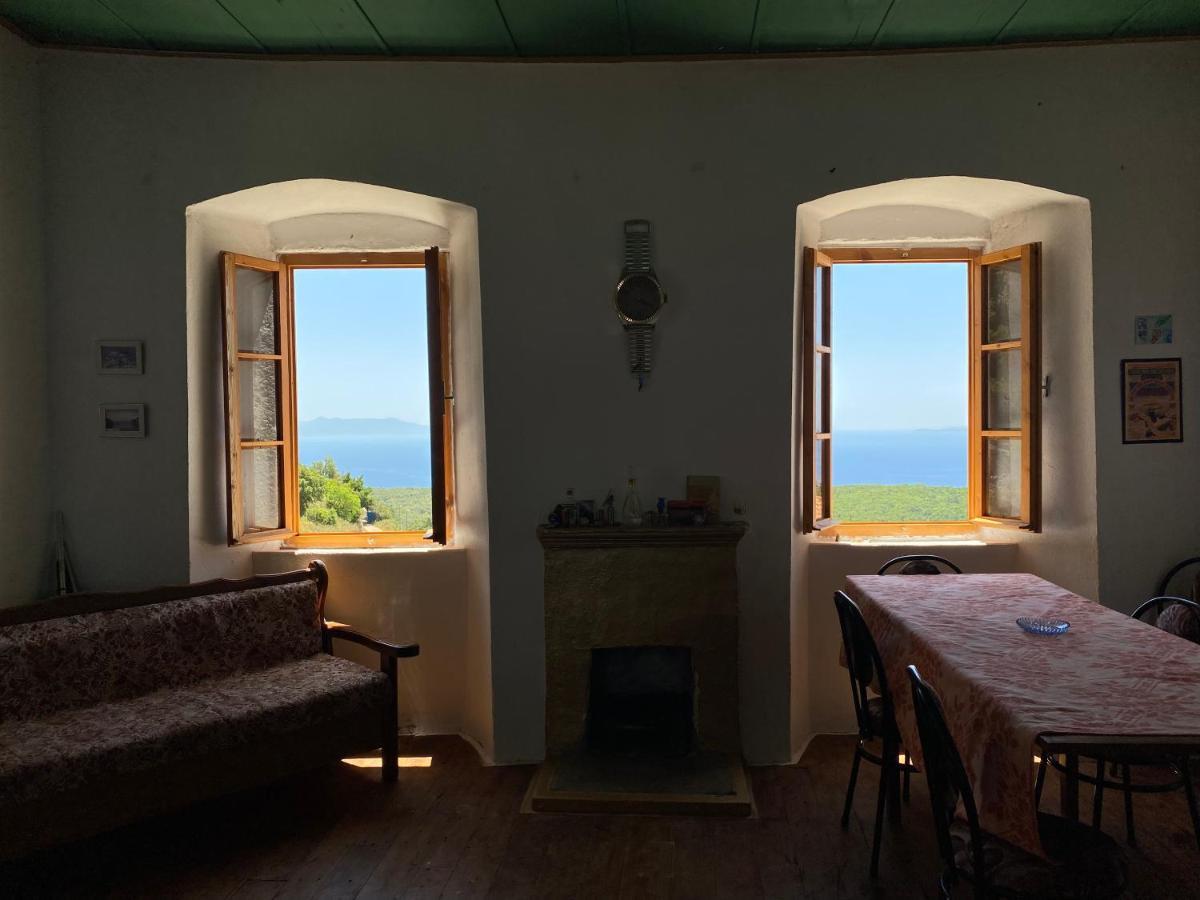 Shotgun Hostel & Guesthouse Vuno Екстер'єр фото